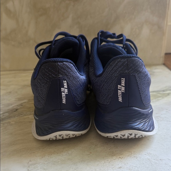 Babolat men’s tennis shoes - Picture 3 of 8